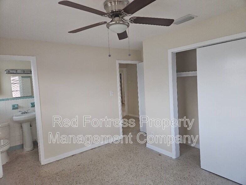 Building Photo - 2530 Kennesaw St