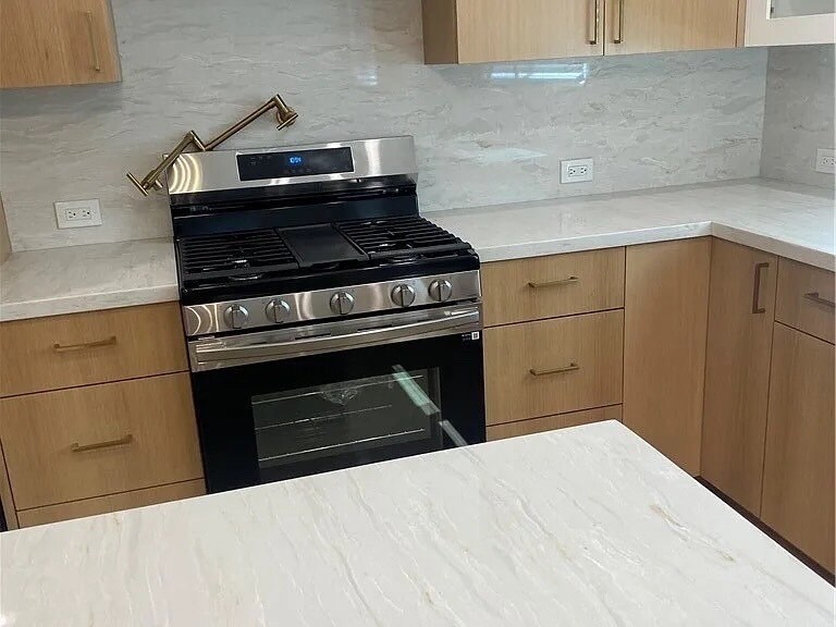 Building Photo - 5923 Haas Ave