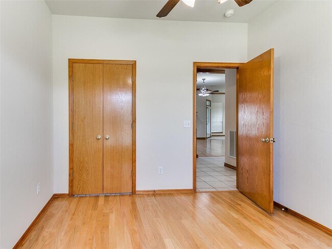 Building Photo - 5501 Lanceshire Ln