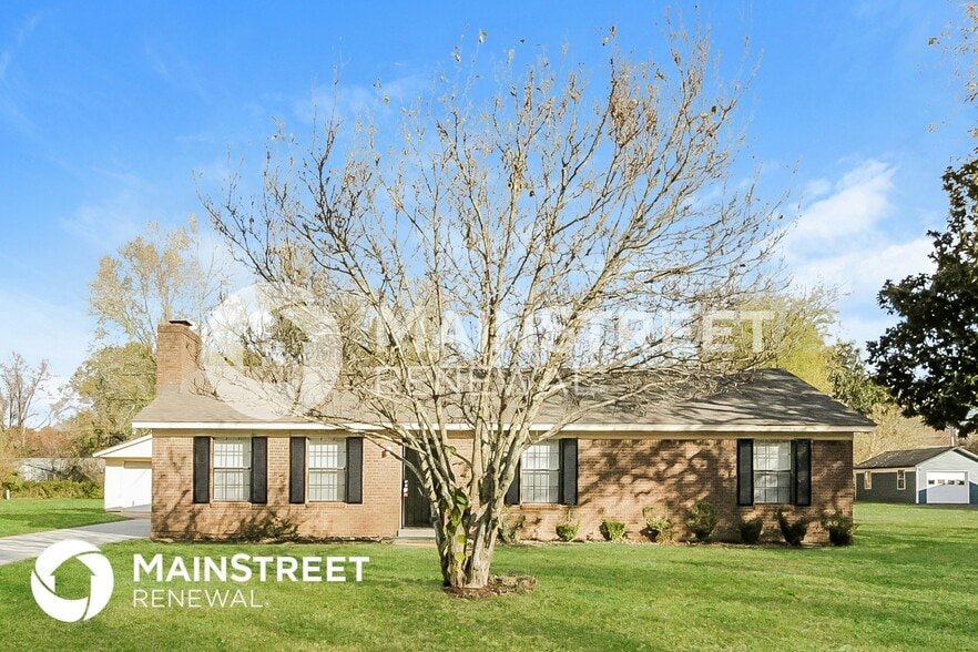 Primary Photo - 26 Hickory Hills Dr