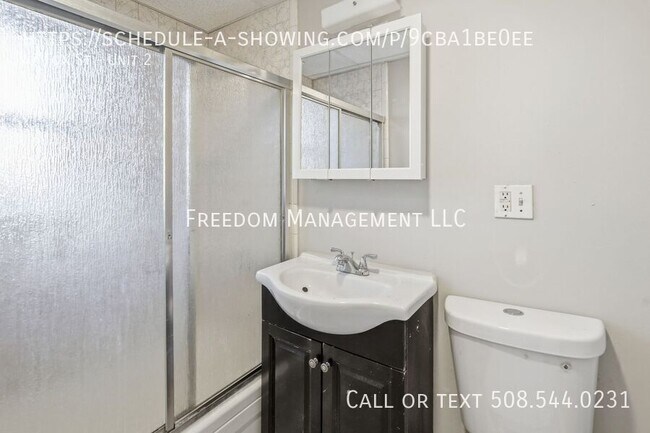 Building Photo - 47 Fox St