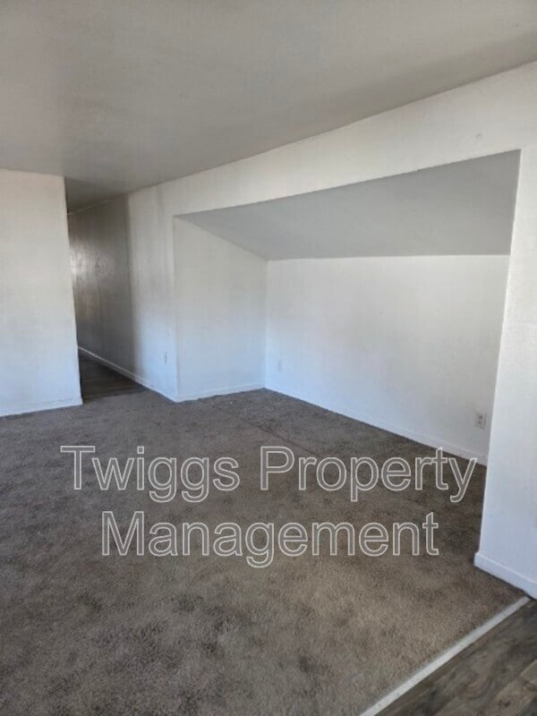 Building Photo - 107 Gumbo Dr