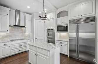 Building Photo - 6601 Mediterranean-29012