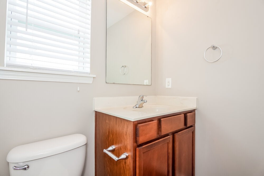 Building Photo - 2913 Westbury Ct