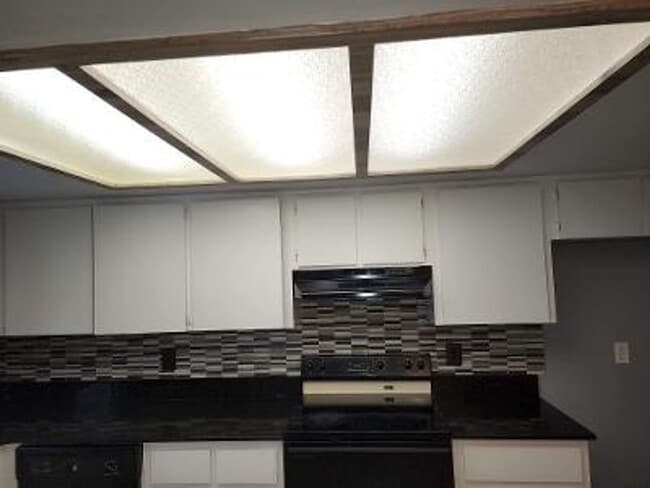 Building Photo - Charming 3BR House in Inverness