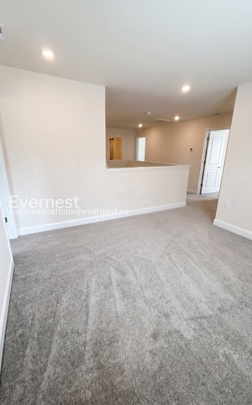 Building Photo - 8436 Jordan Meadow Dr