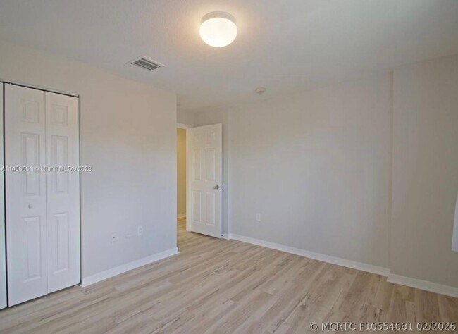 Building Photo - 6030 SW 19th Pl