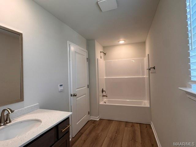 Building Photo - 28 Coolidge Dr