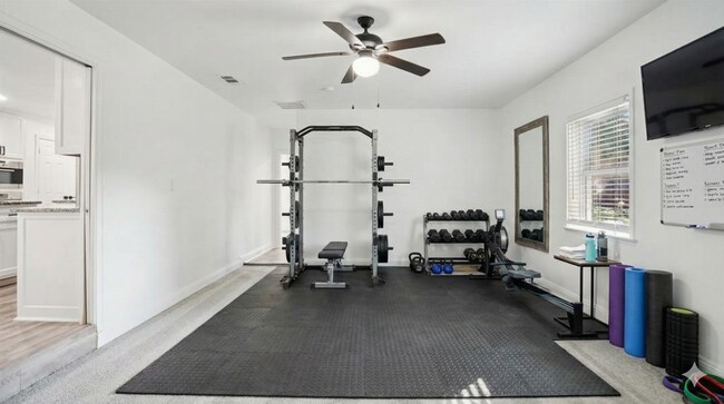 Building Photo - 3855 Crest Cove Cir