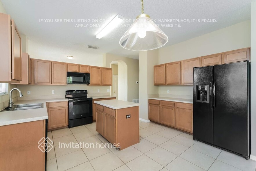 Building Photo - 12113 Kendra Ct