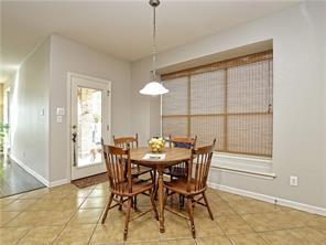 Building Photo - 2737 Plantation Dr