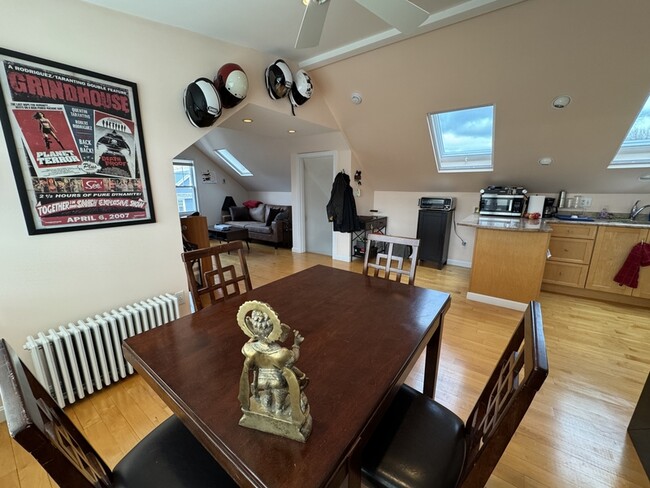 Building Photo - 17 Skahan Rd