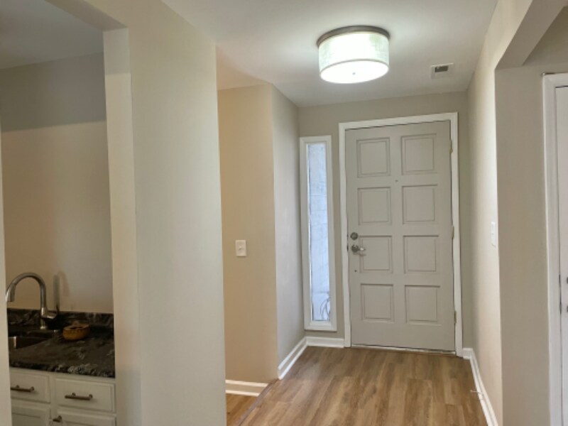 Building Photo - 5217 Cold Springs Dr NW