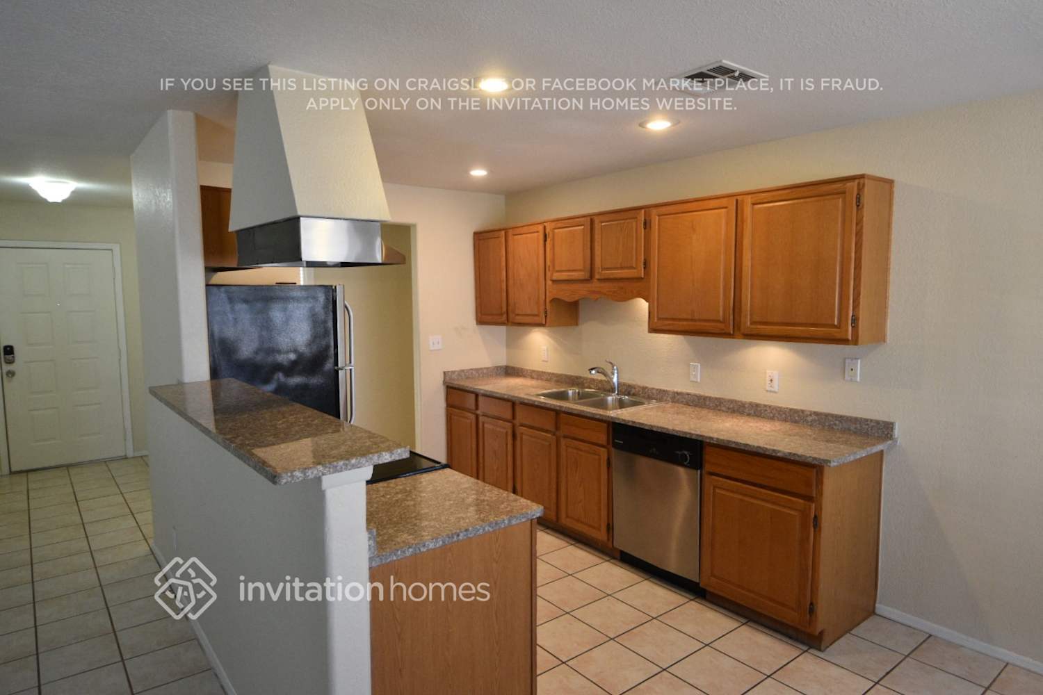 Building Photo - 1802 W Oraibi Dr