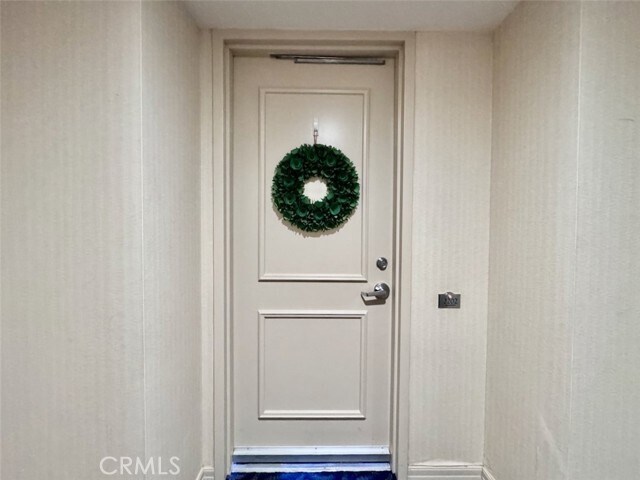 Building Photo - 525 E Seaside Way