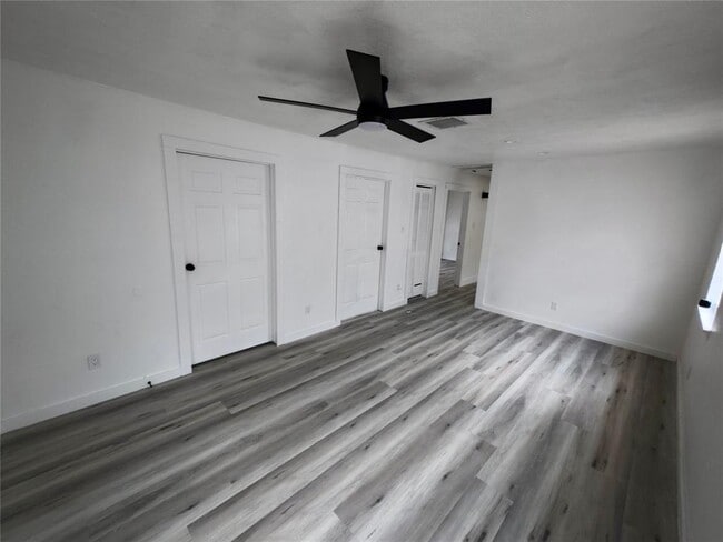 Building Photo - 2806 Nettleton St
