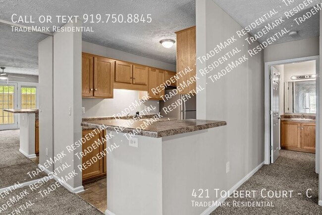 Building Photo - 421 Tolbert Ct