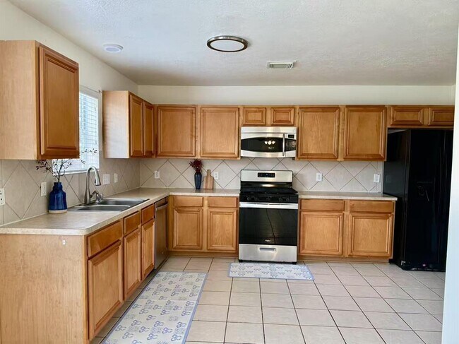 Building Photo - 3114 Holly Ranch Dr