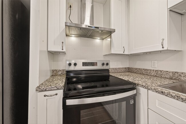 Building Photo - 7436 Abilene St