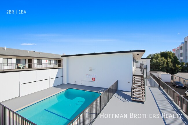 Building Photo - 14110 Yukon Ave