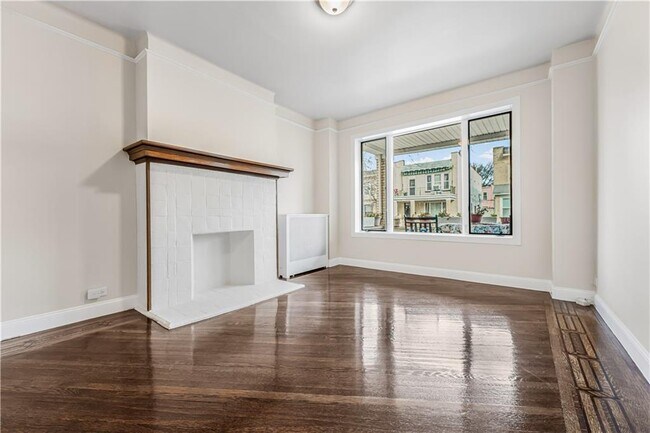 Building Photo - 534 81st St