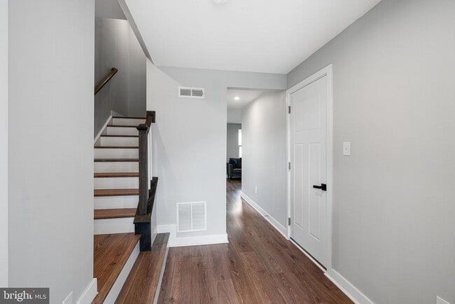 Building Photo - 105 Kohlmyer Dr