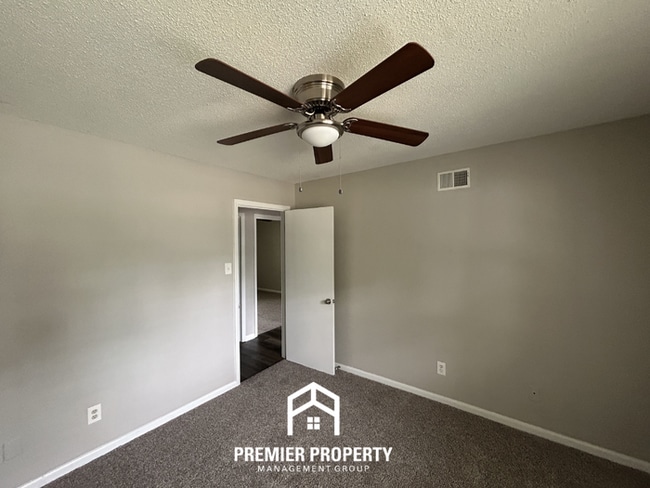 Building Photo - Charming 3BR Southaven Home in Quiet Cul-de-Sac | Hardwood Floors & Fenced Yard
