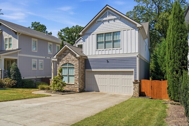 Building Photo - 520 Iverson Way