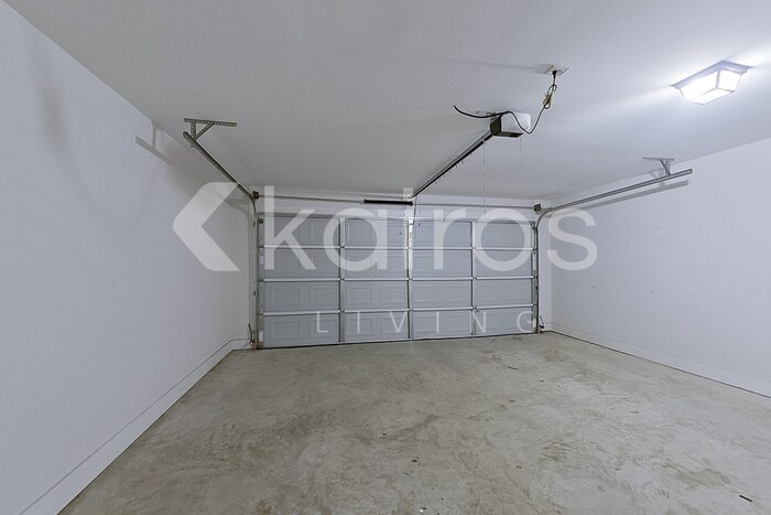 Building Photo - 59 Hideaway Ln