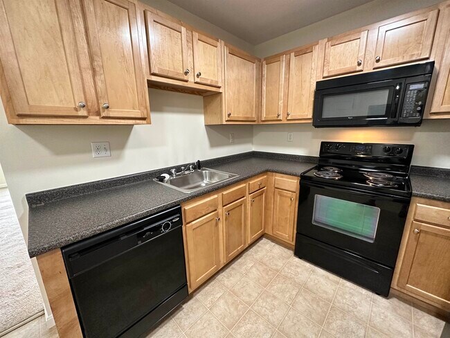 Building Photo - 20 Sentinel Court