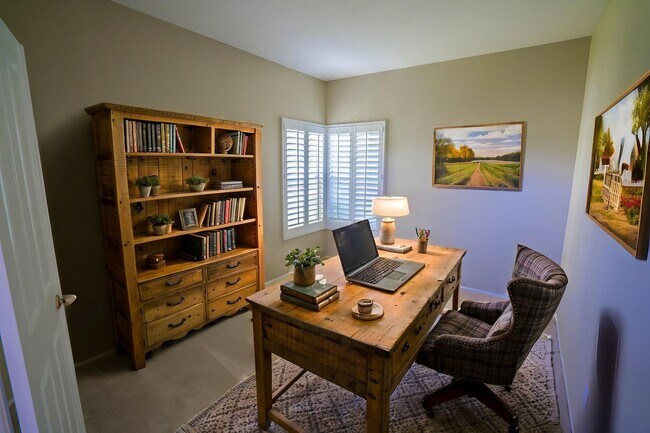 Building Photo - Northbridge 4 Bedroom Home in Valencia!