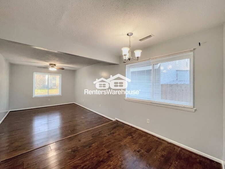 Building Photo - 5775 Albright Dr