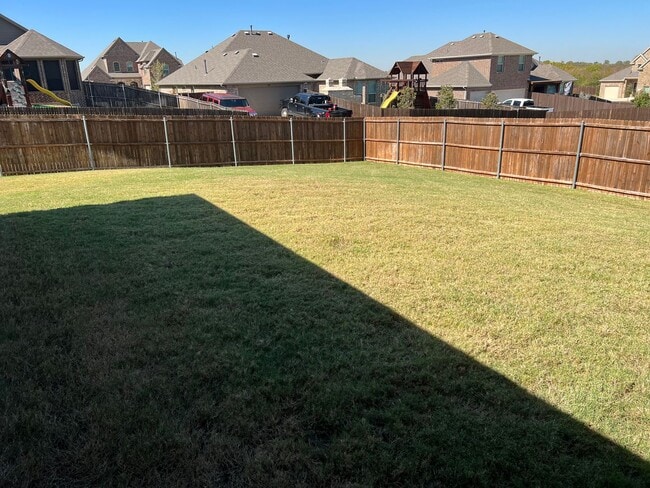 Building Photo - Cameron Lane