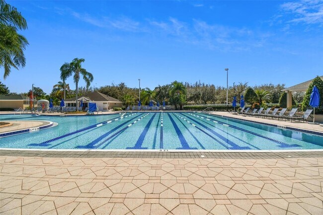 Building Photo - 18154 Sandy Pointe Dr