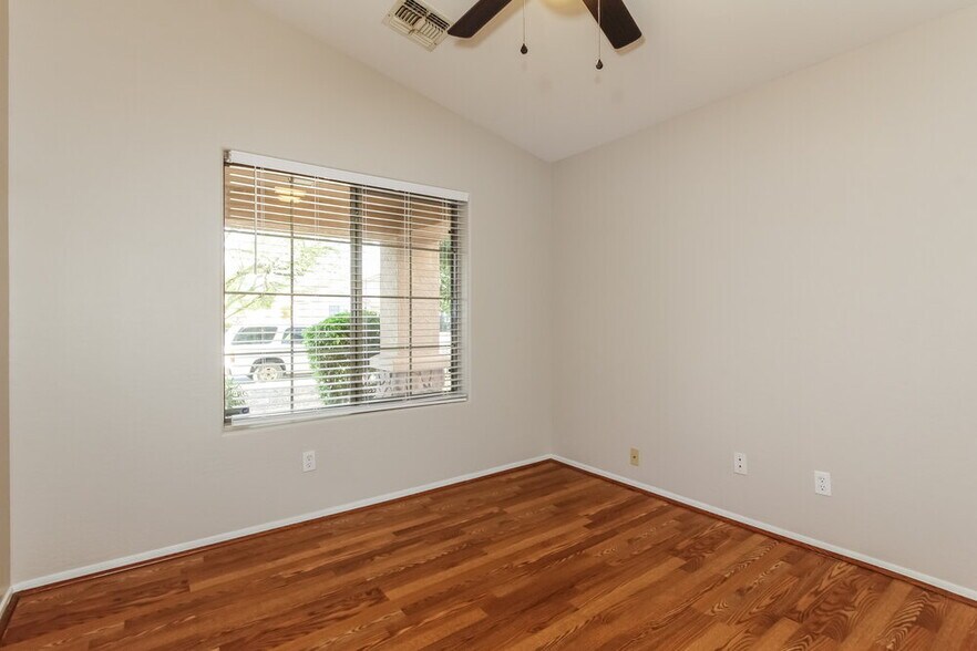 Building Photo - 13147 W Banff Ln