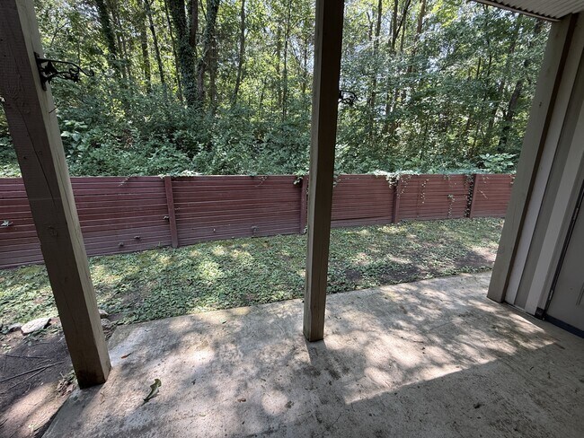 Building Photo - 3263 Carlyle Dr NW