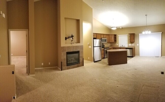 Building Photo - 6720 S 191st St