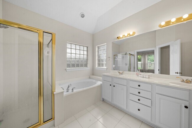 Building Photo - 23818 Indian Hills Way