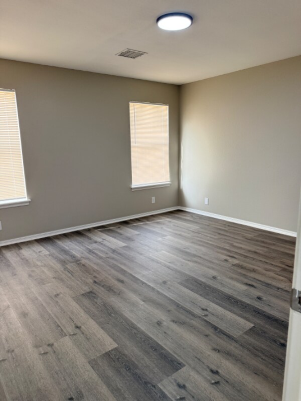 Building Photo - 6128 S Madison Pl