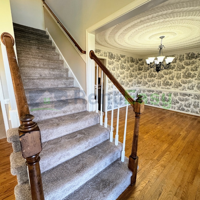 Building Photo - 1001 Fox Rdg Ct