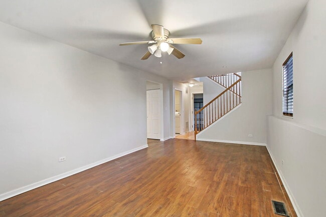 Building Photo - 667 Prestwick Ln