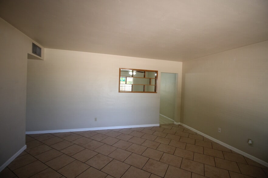 Living Room - 1427 W 7th St