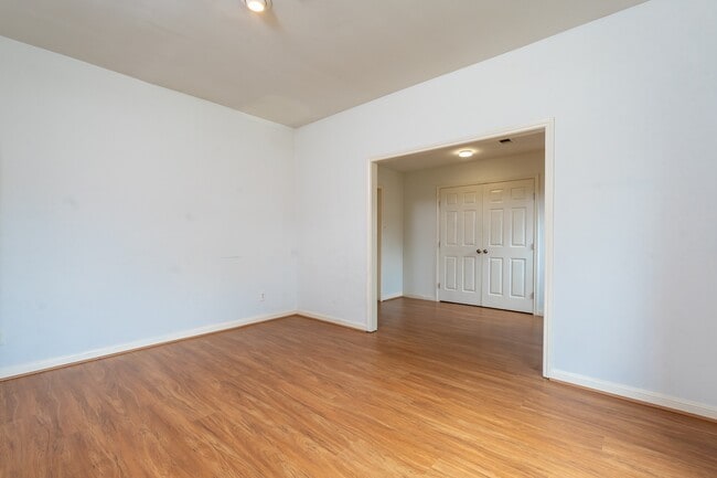 Building Photo - 8819 Hazen St