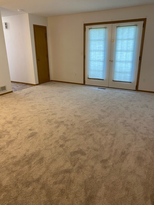Building Photo - 7811 Mayfair Dr