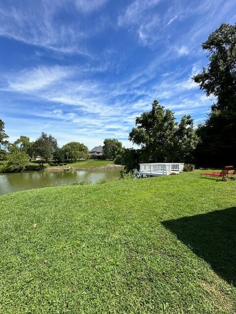 Building Photo - 215 Blackwell Rd