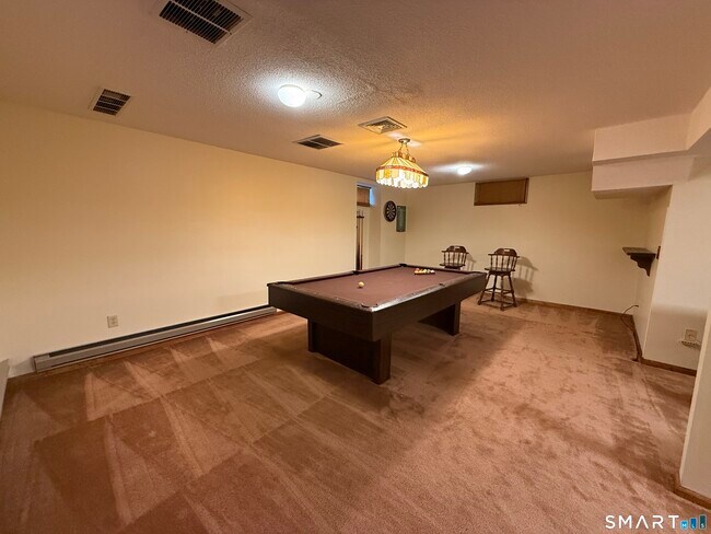 Building Photo - 504 Sandstone Dr