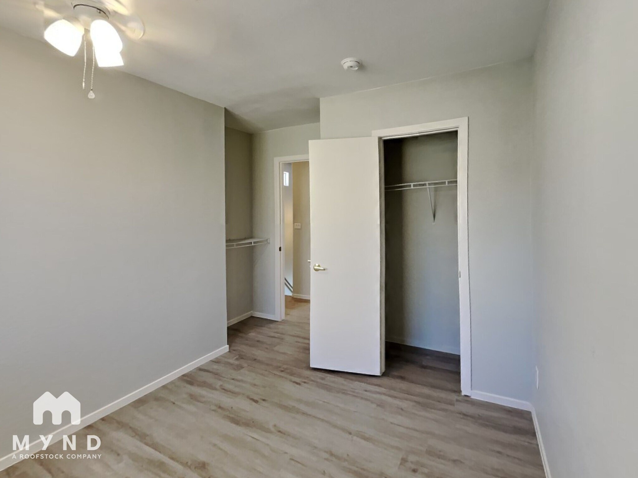 Building Photo - 2157 Clancy St