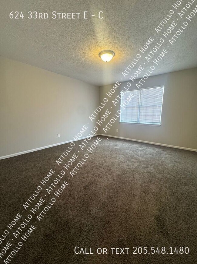 Building Photo - 624 E 33rd St