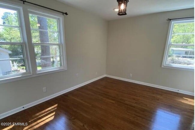 Building Photo - 3620 24th Ave