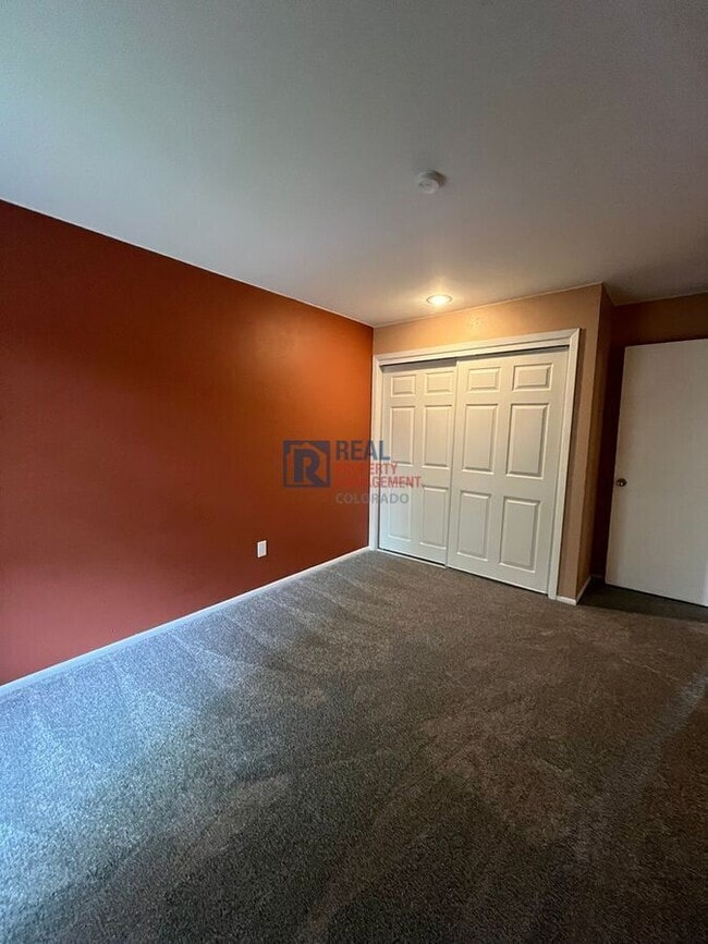 Building Photo - 6474 Wright St